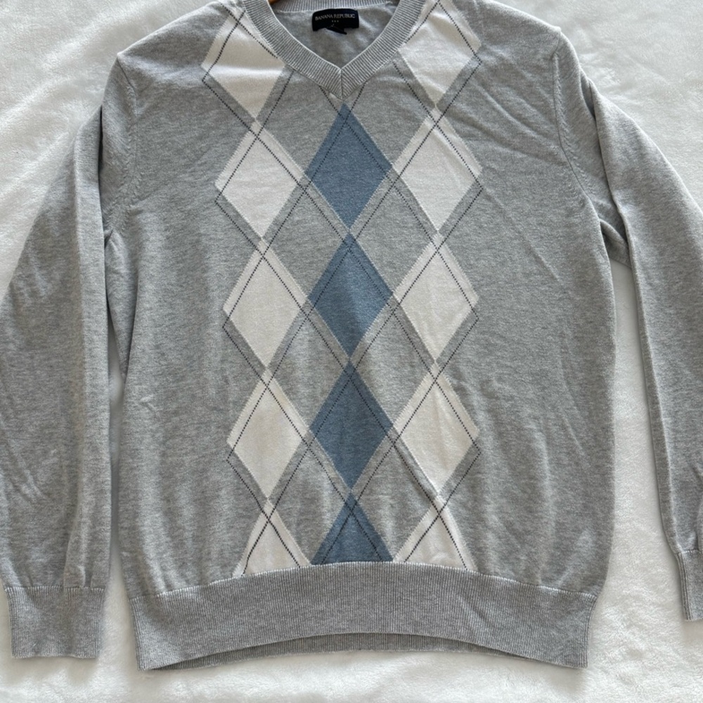 Argyle V-Neck Sweater - Gray and Blue